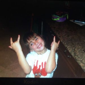 Meet your Posher, Mia